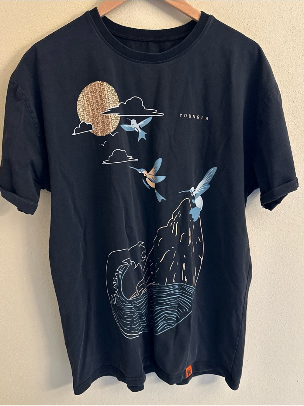 YoungLA The Flock Tee Heaven on Earth Mens Size Large Graphic Print Birds